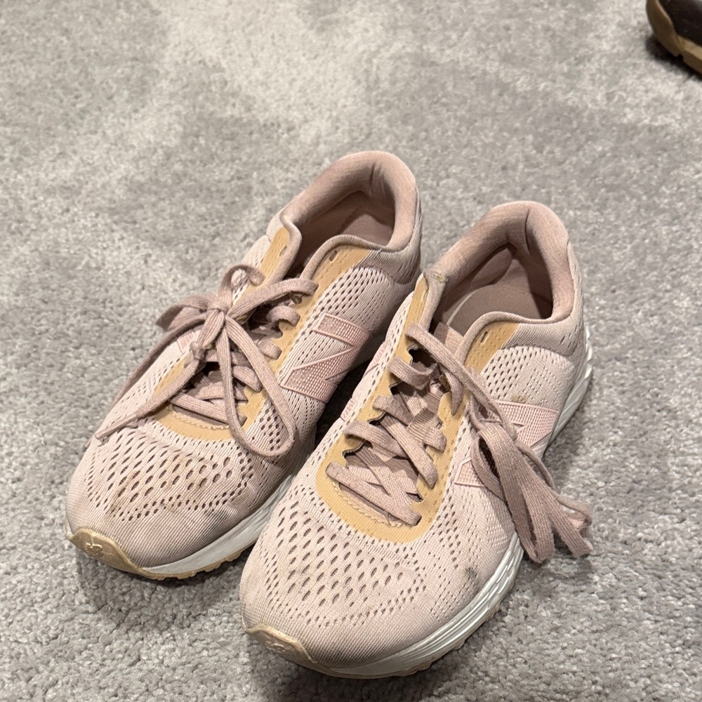 New Balance Pink and Cream Women’s Knit Athletic Sneakers